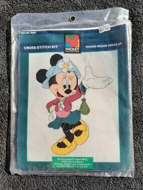 MICKEY UNLIMITED, Minnie Mouse Dress Up Cross Stitch Kit 8-1/4x6-1/4